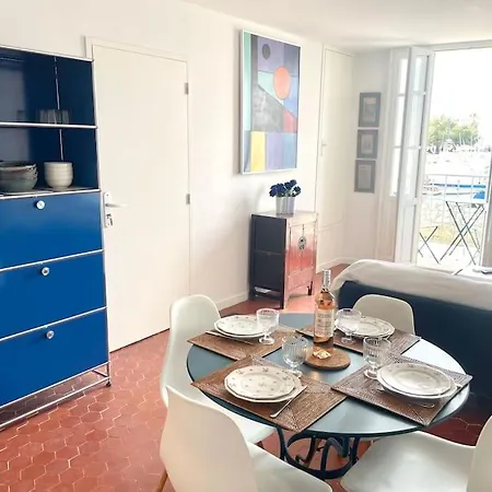 Le Petit Port -